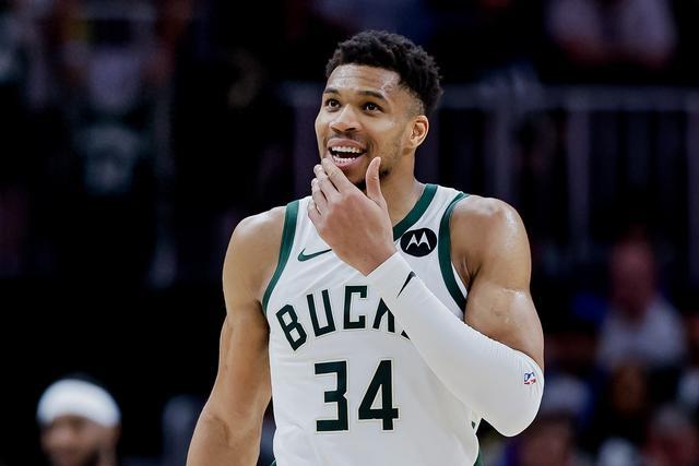 福克斯加盟快船，伦纳德空降马刺联手文班亚马，NBA震撼交易